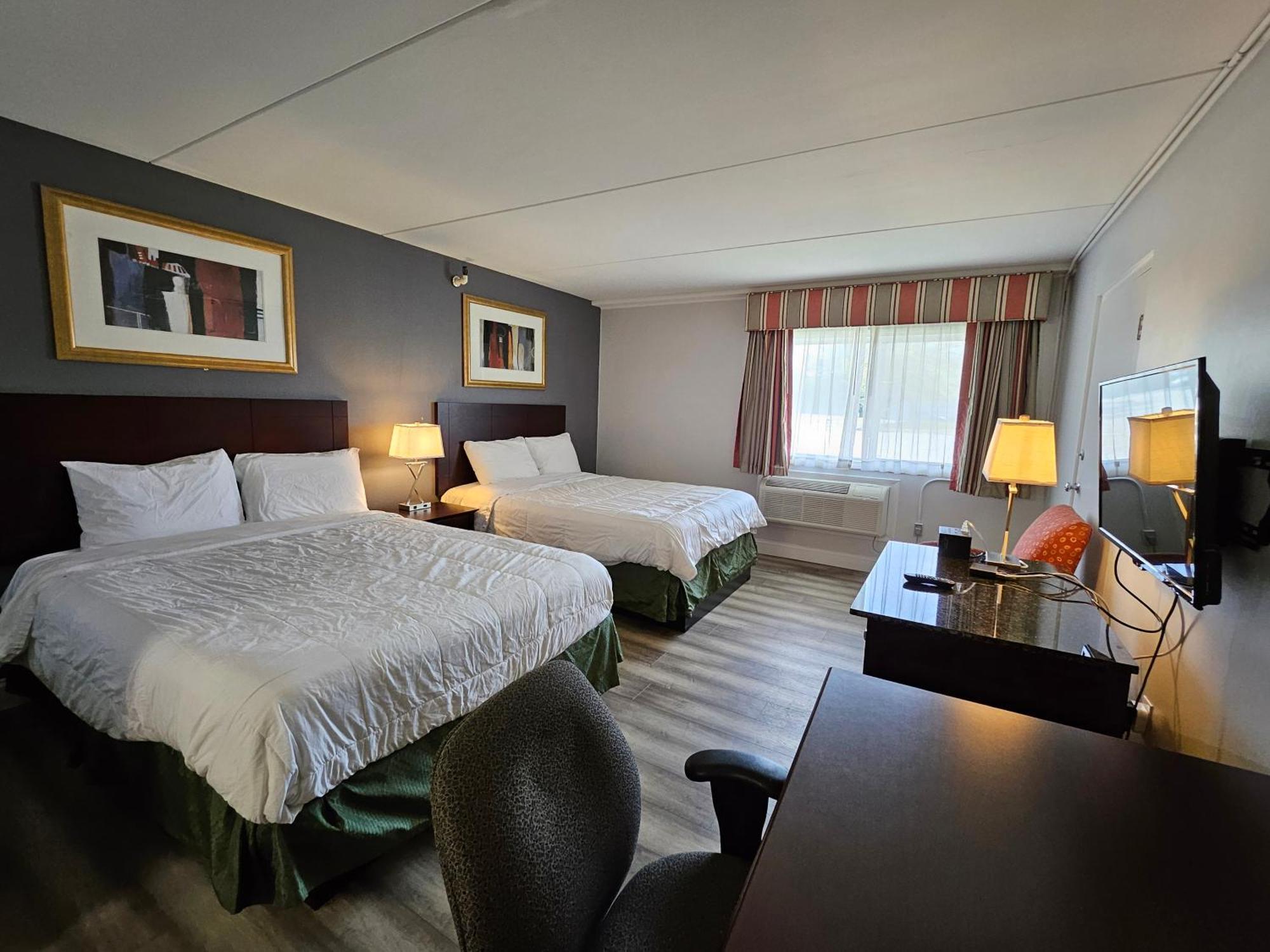 Center Street Value Inn Оберн Екстер'єр фото