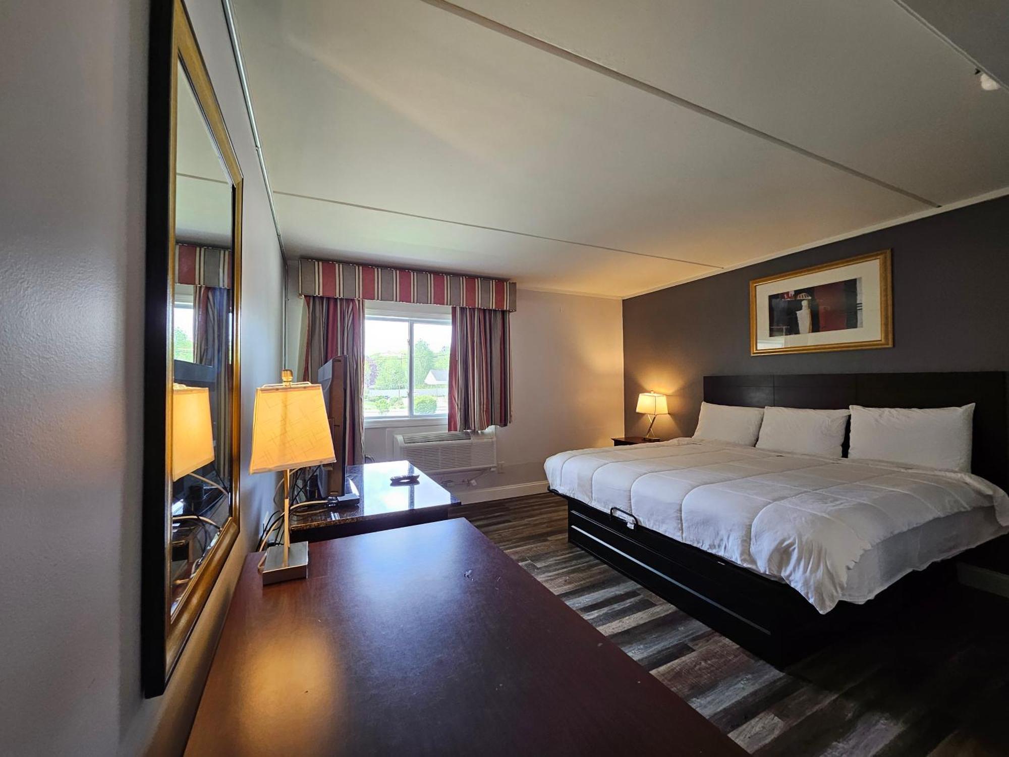Center Street Value Inn Оберн Екстер'єр фото