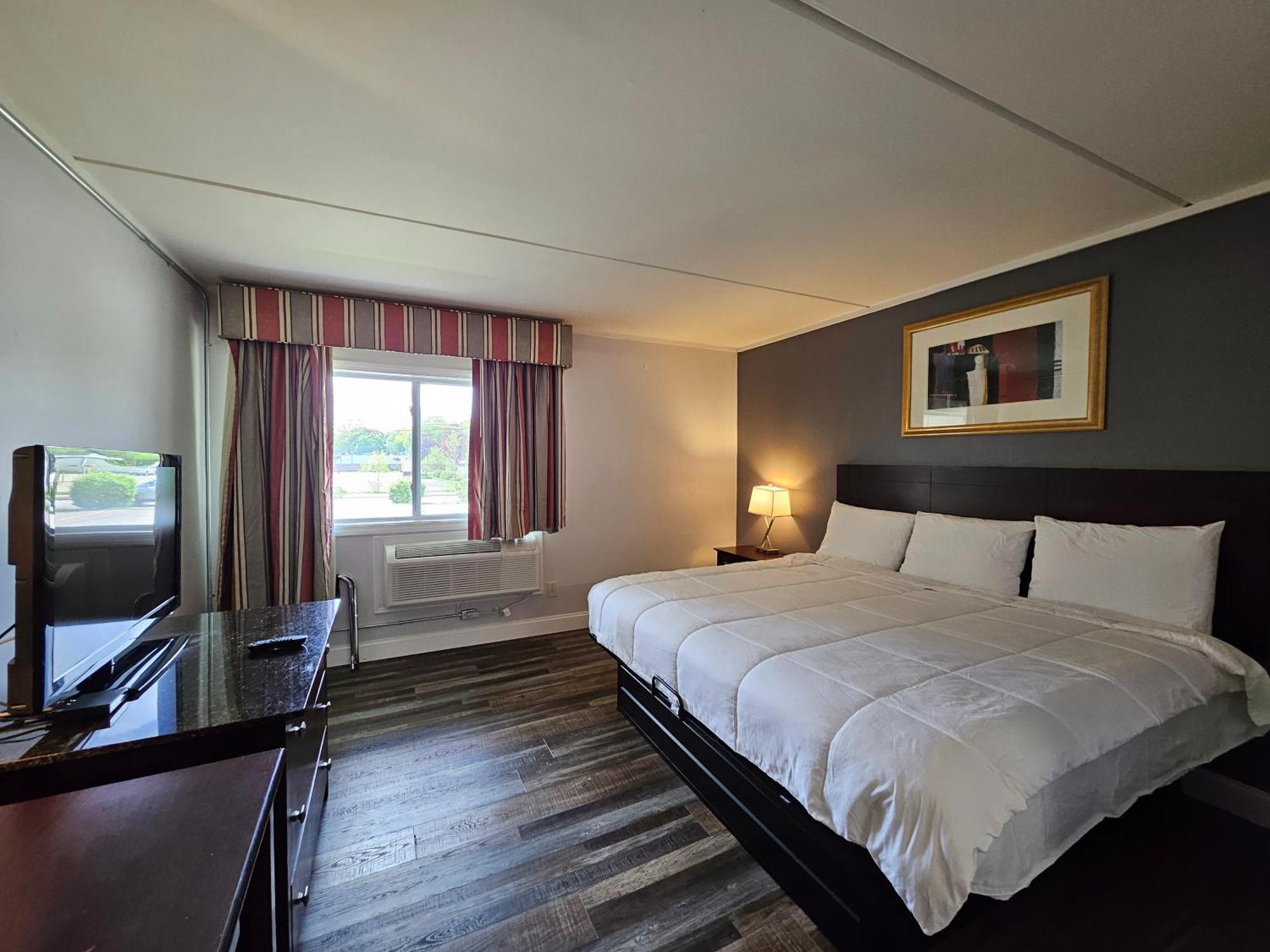 Center Street Value Inn Оберн Екстер'єр фото