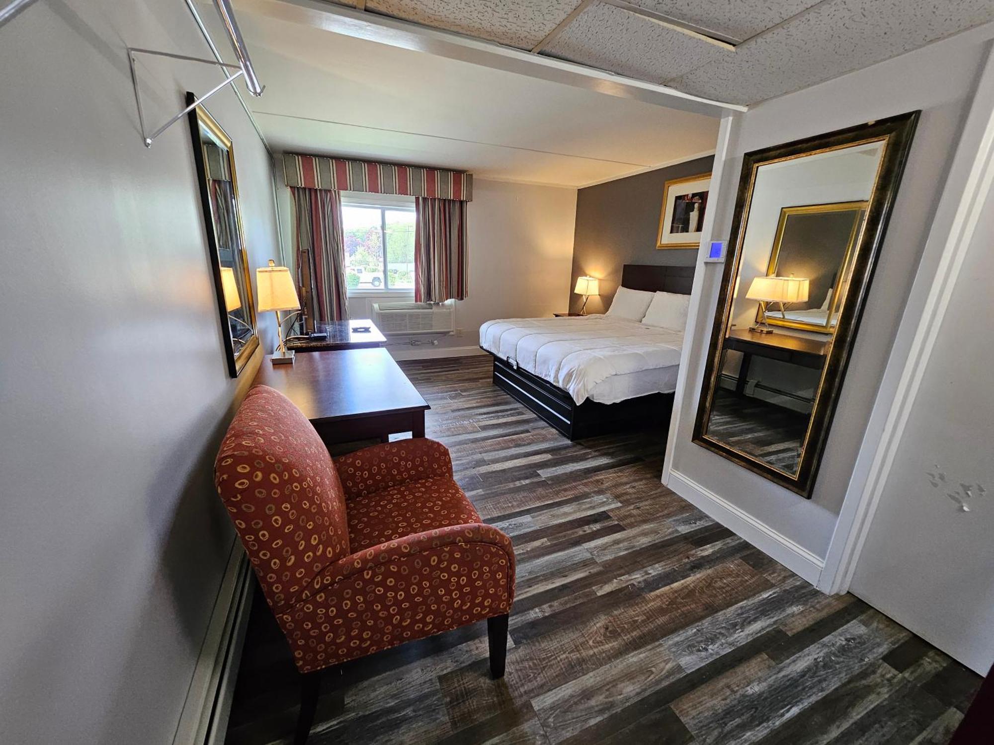 Center Street Value Inn Оберн Екстер'єр фото