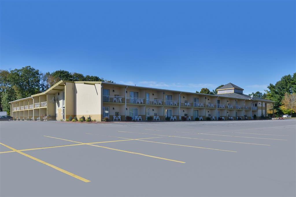 Center Street Value Inn Оберн Екстер'єр фото