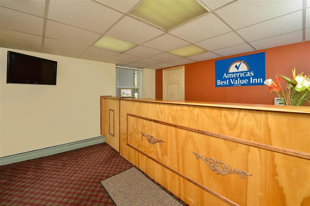 Center Street Value Inn Оберн Інтер'єр фото